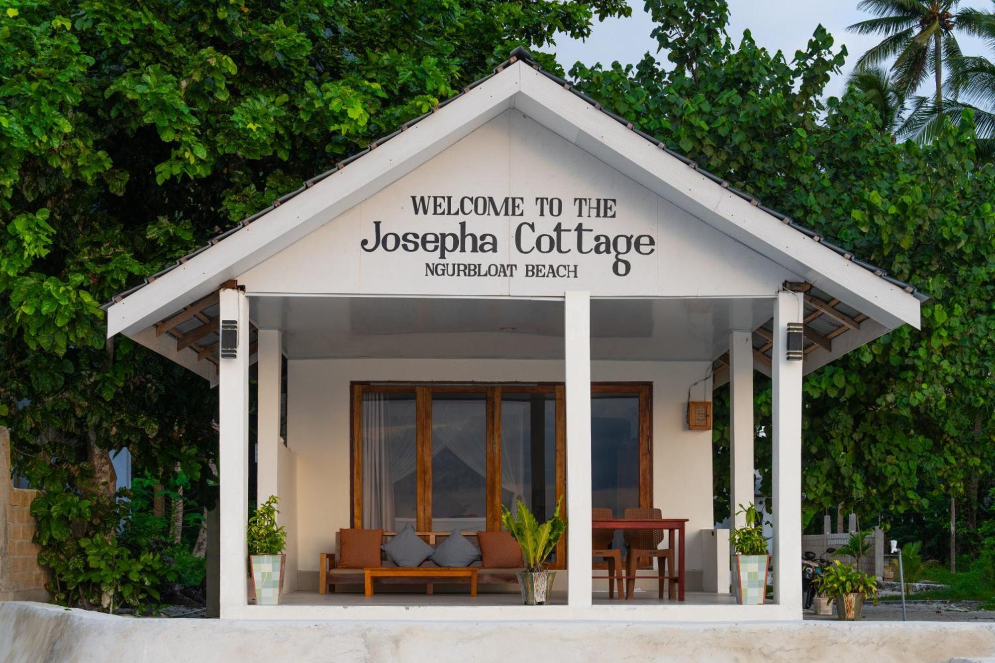Josepha Cottage Ngurbloat Kültér fotó